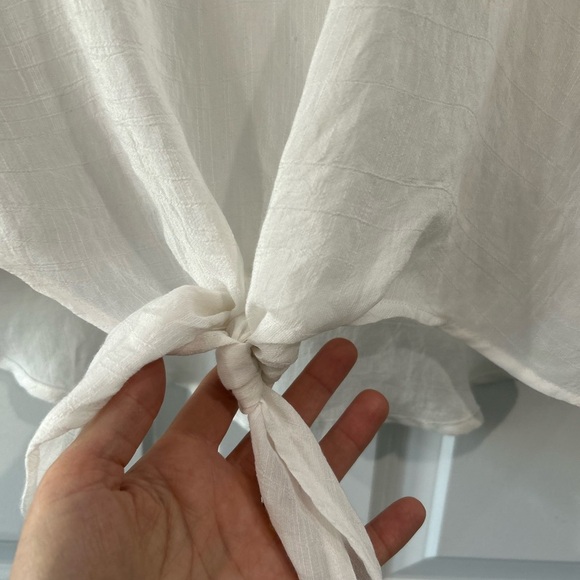 Olivia Martin Embroidered Sleeve Front Tie Top Women Sz S V Neck Blouse Cottage - Picture 5 of 9